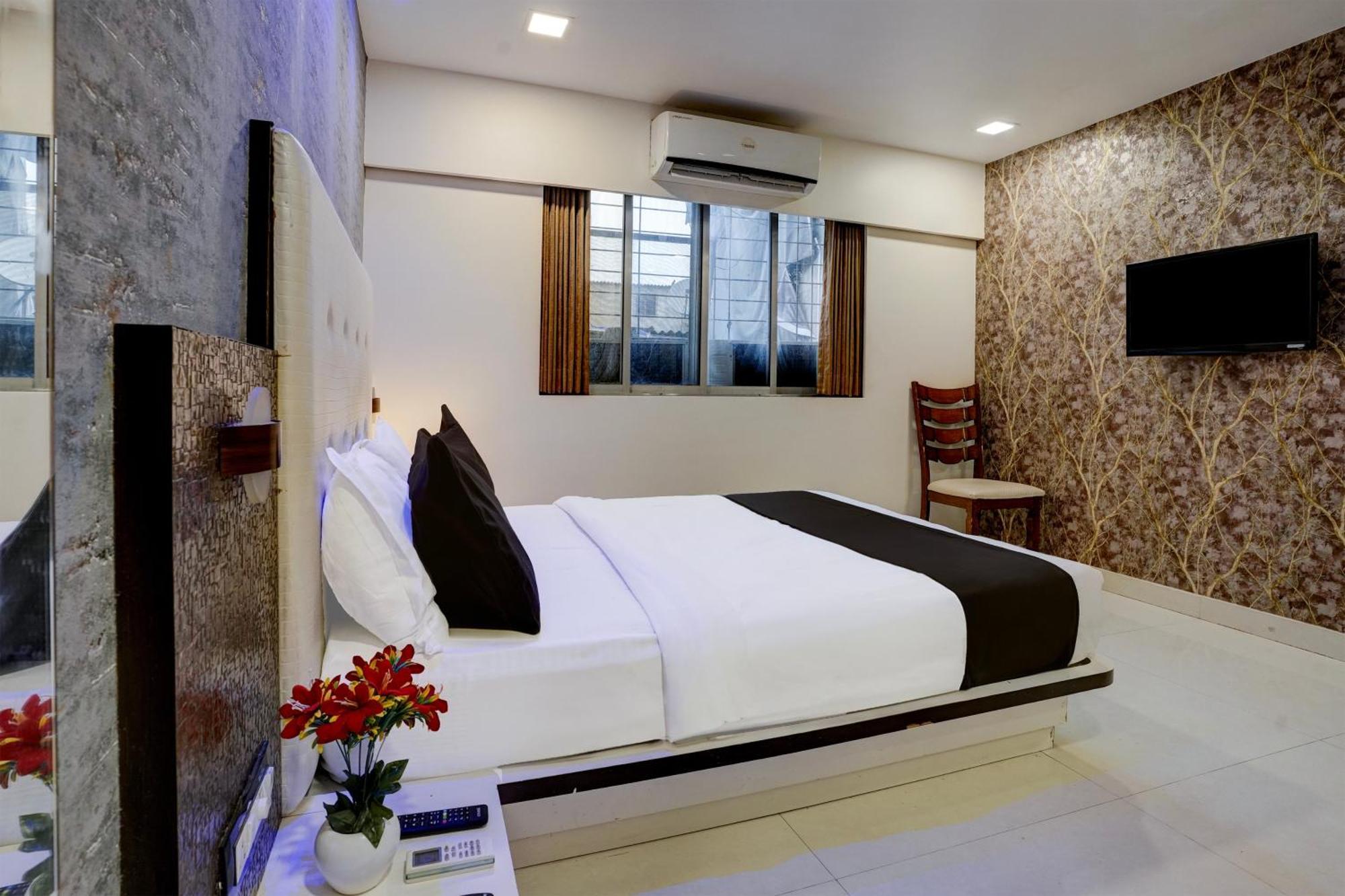 Hotel O Golden Star Mumbai Exterior foto